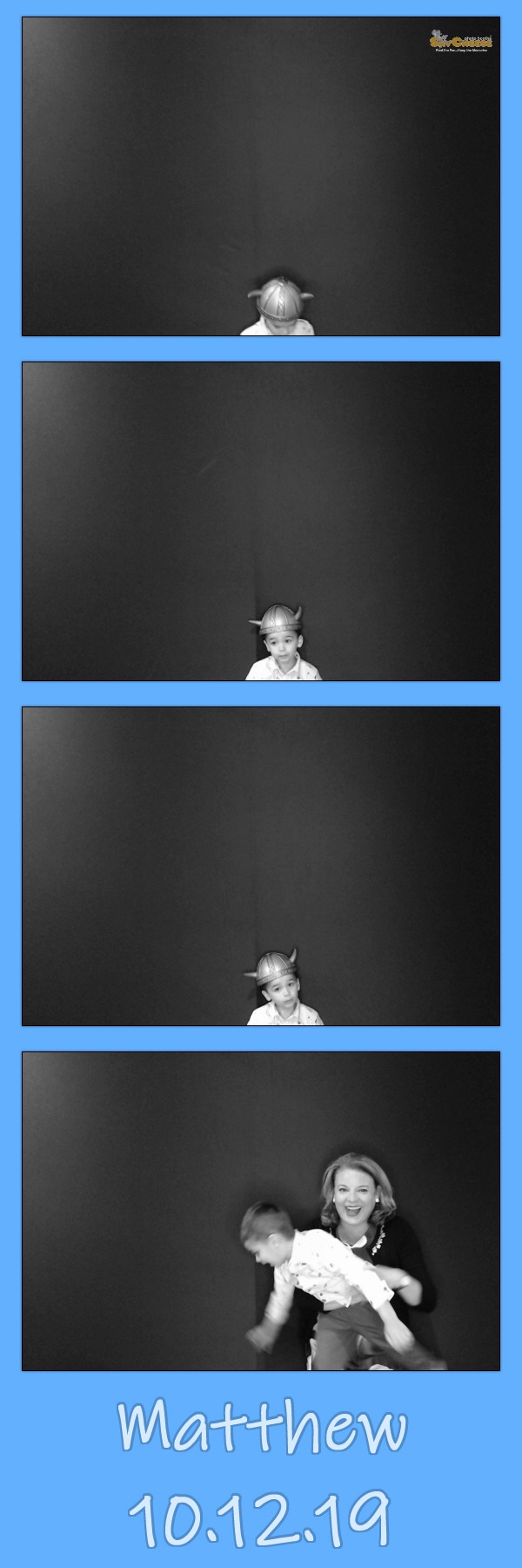 Hanna Mitzvah  | View more photos from the event at gallery.saycheesephotobooth.com/u/SayCheesePhotoBooth/Hanna-Mitzvah