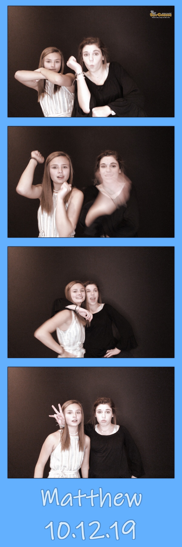 Hanna Mitzvah  | View more photos from the event at gallery.saycheesephotobooth.com/u/SayCheesePhotoBooth/Hanna-Mitzvah