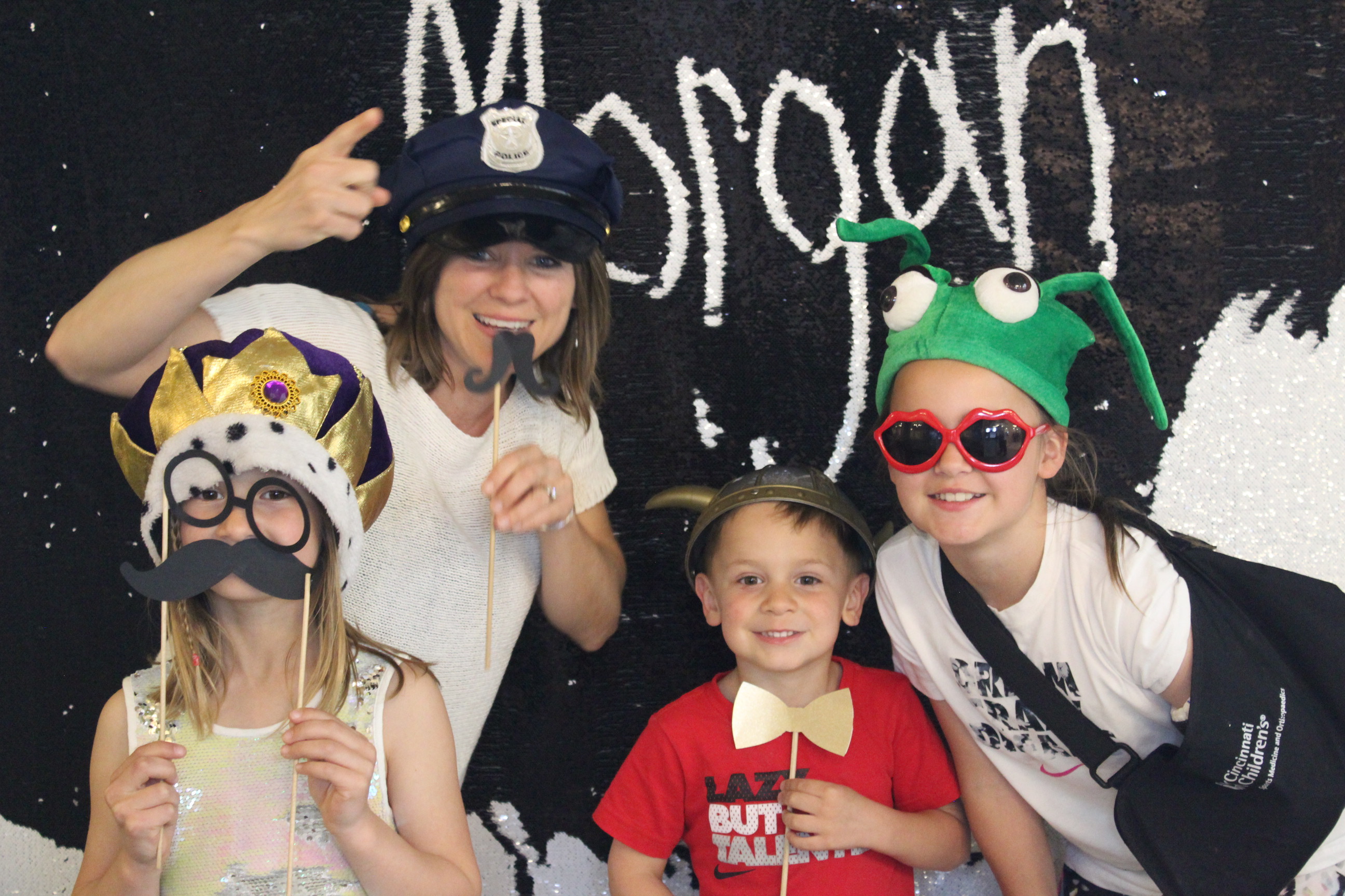 Hillandale Grand Opening | View more photos from the event at gallery.saycheesephotobooth.com/u/SayCheesePhotoBooth/Hillandale-Grand-Opening