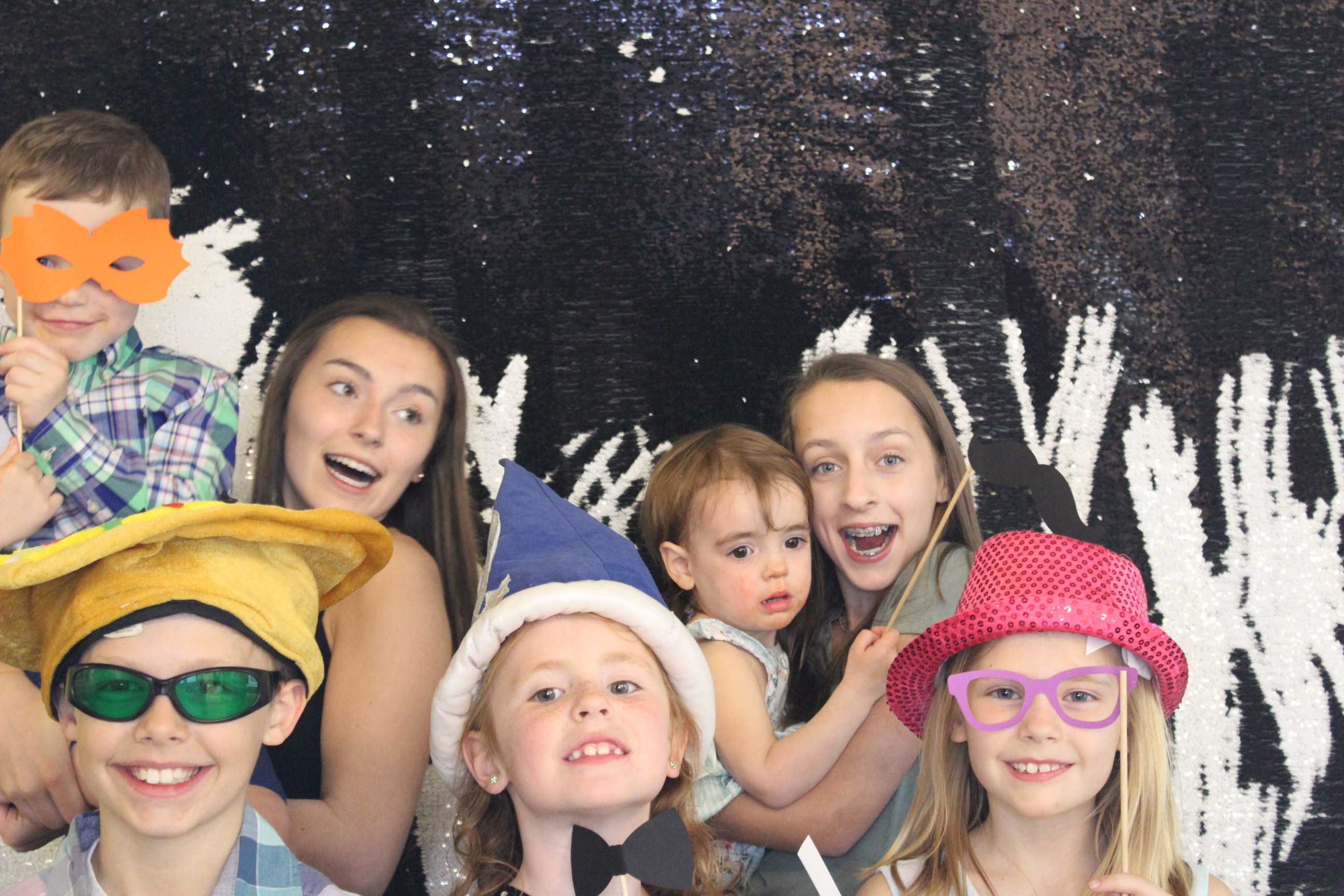 Hillandale Grand Opening | View more photos from the event at gallery.saycheesephotobooth.com/u/SayCheesePhotoBooth/Hillandale-Grand-Opening