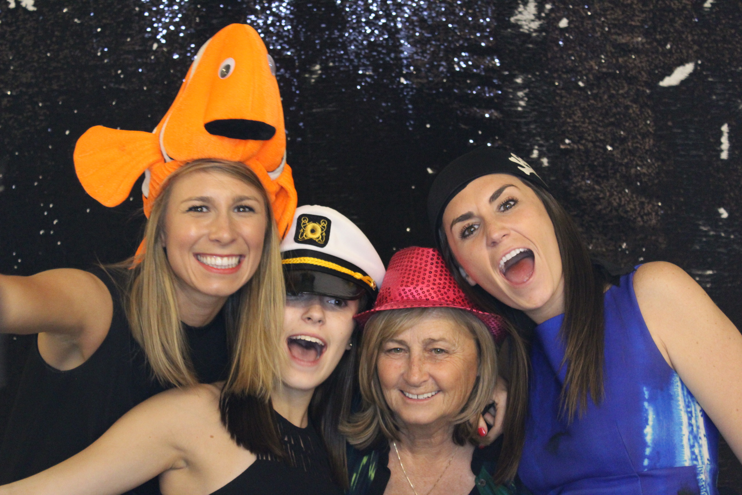 Hillandale Grand Opening | View more photos from the event at gallery.saycheesephotobooth.com/u/SayCheesePhotoBooth/Hillandale-Grand-Opening