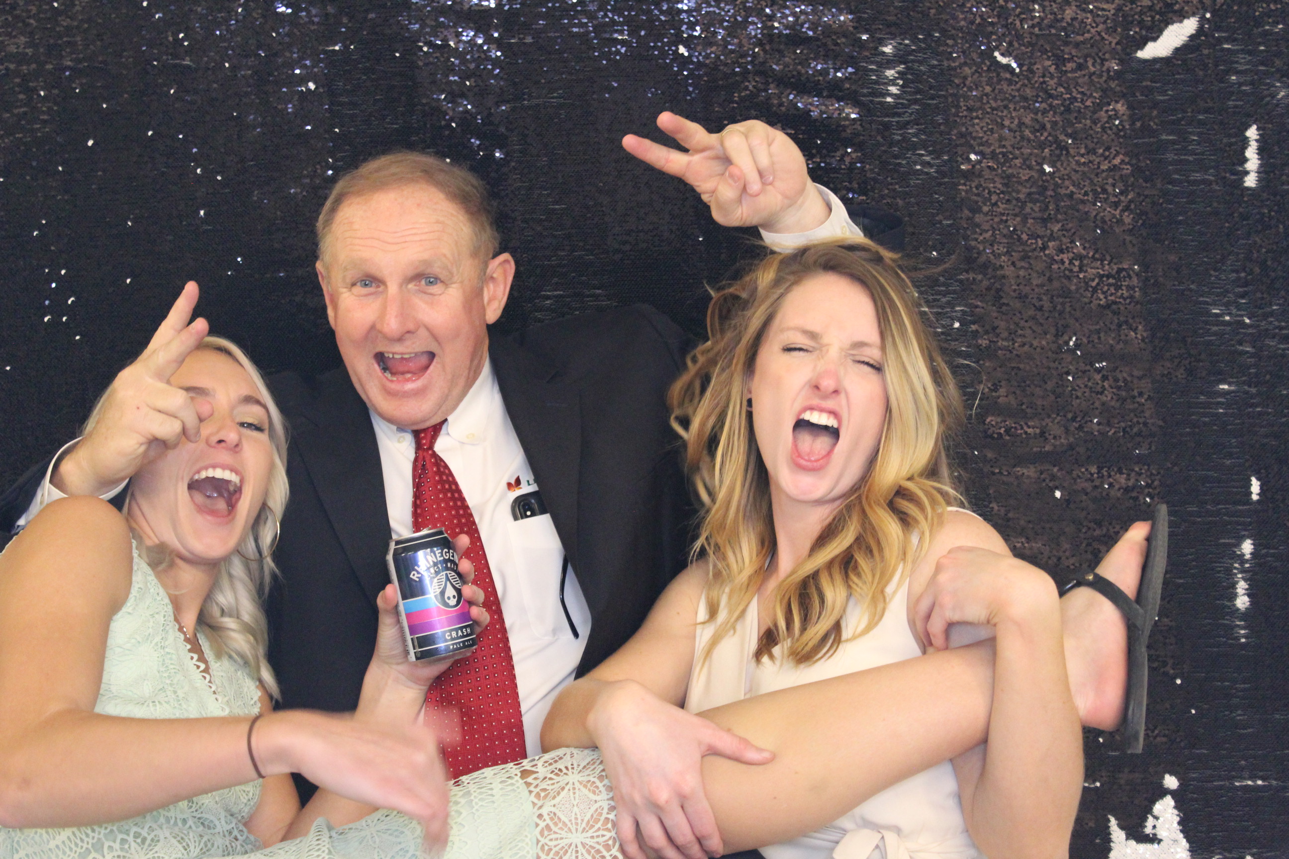 Hillandale Grand Opening | View more photos from the event at gallery.saycheesephotobooth.com/u/SayCheesePhotoBooth/Hillandale-Grand-Opening