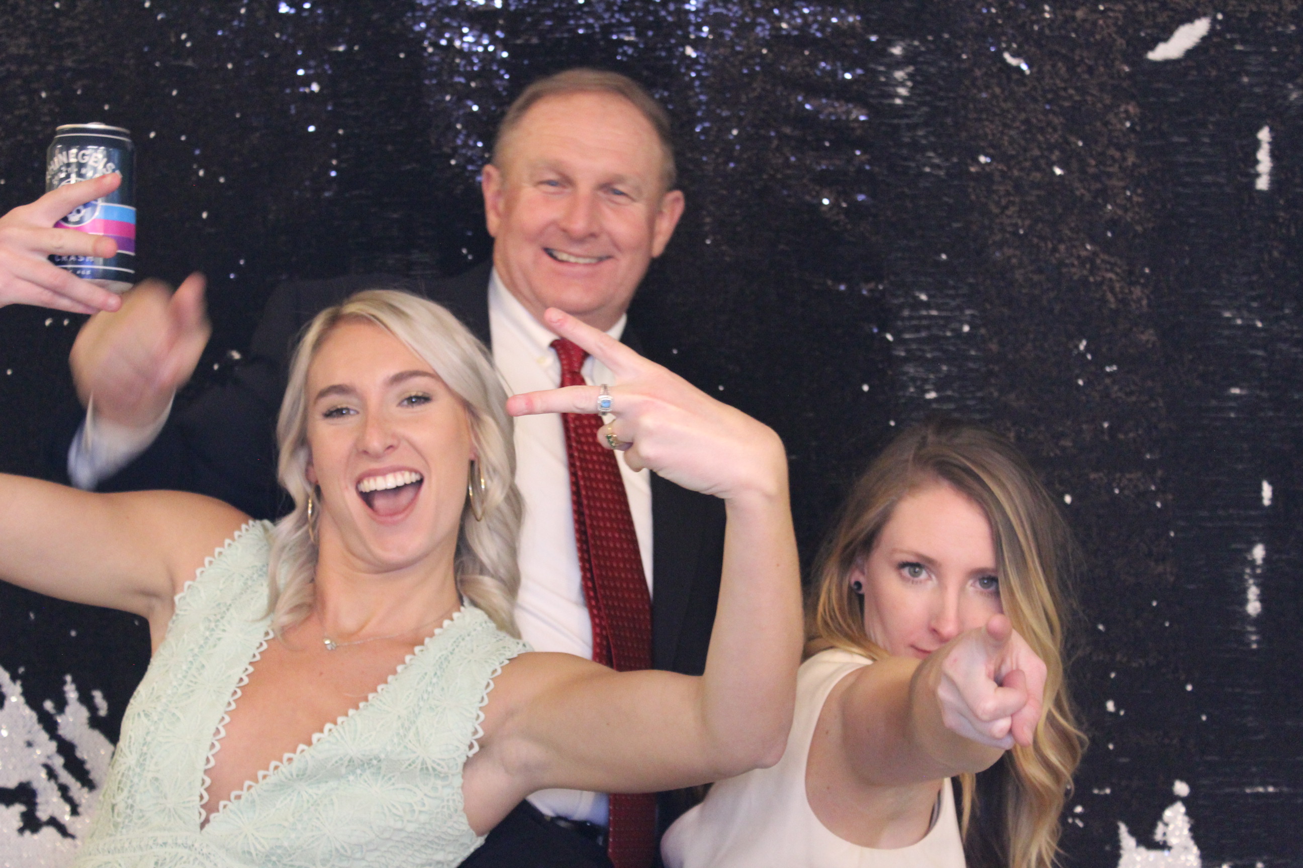 Hillandale Grand Opening | View more photos from the event at gallery.saycheesephotobooth.com/u/SayCheesePhotoBooth/Hillandale-Grand-Opening
