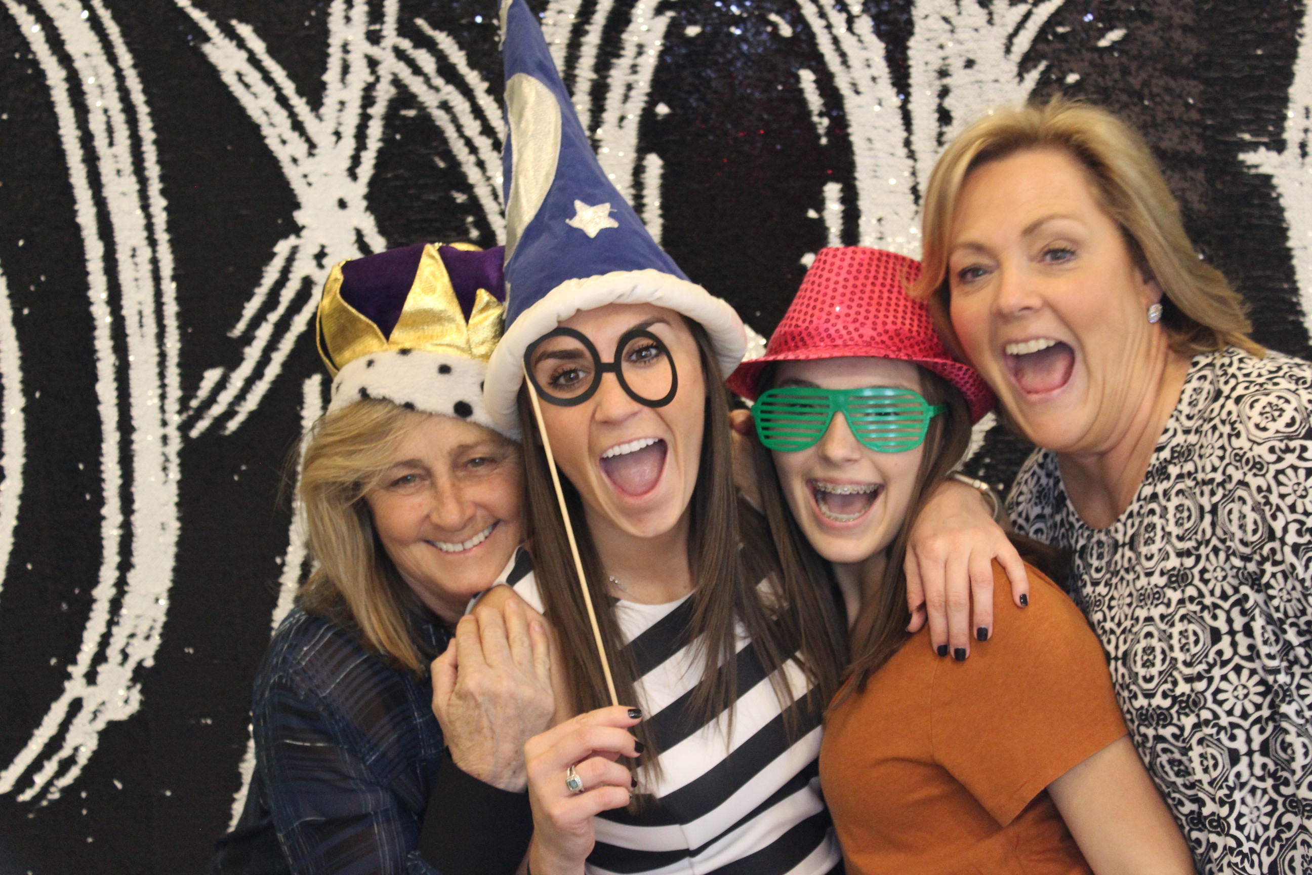 Hillandale Grand Opening | View more photos from the event at gallery.saycheesephotobooth.com/u/SayCheesePhotoBooth/Hillandale-Grand-Opening