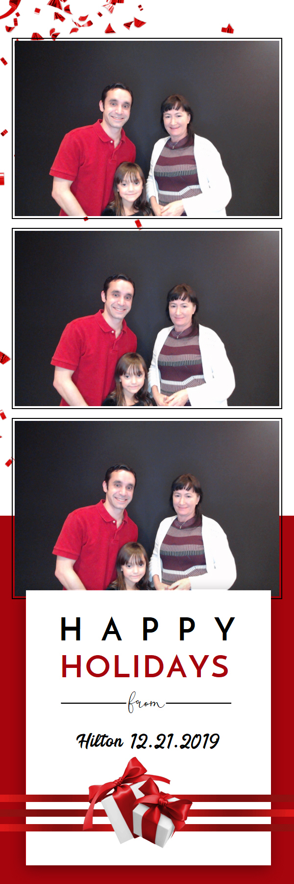 Hilton Holiday Party 2019 | View more photos from the event at gallery.saycheesephotobooth.com/u/SayCheesePhotoBooth/Hilton-Holiday-Party-2019