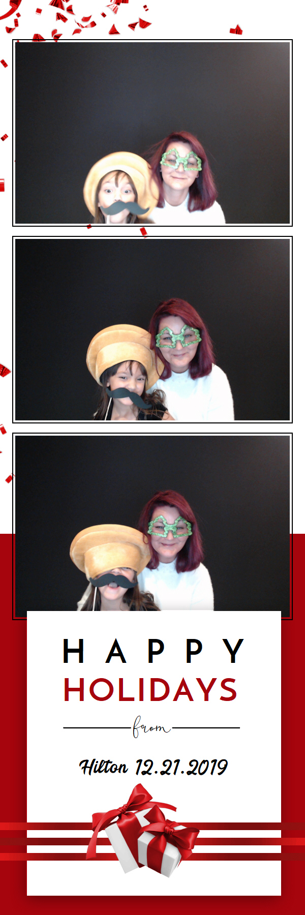 Hilton Holiday Party 2019 | View more photos from the event at gallery.saycheesephotobooth.com/u/SayCheesePhotoBooth/Hilton-Holiday-Party-2019