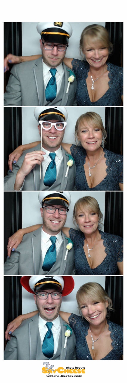 Howe Wedding  | View more photos from the event at gallery.saycheesephotobooth.com/u/SayCheesePhotoBooth/Howe-Wedding
