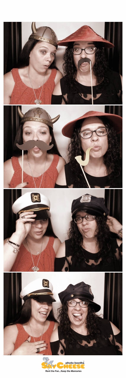 Howe Wedding  | View more photos from the event at gallery.saycheesephotobooth.com/u/SayCheesePhotoBooth/Howe-Wedding