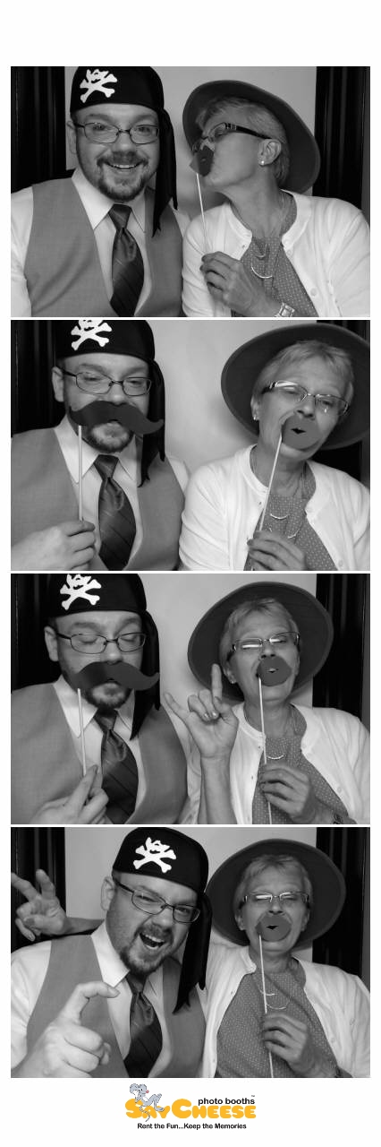 Howe Wedding  | View more photos from the event at gallery.saycheesephotobooth.com/u/SayCheesePhotoBooth/Howe-Wedding