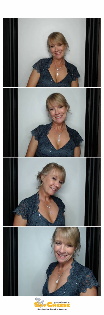 Howe Wedding  | View more photos from the event at gallery.saycheesephotobooth.com/u/SayCheesePhotoBooth/Howe-Wedding