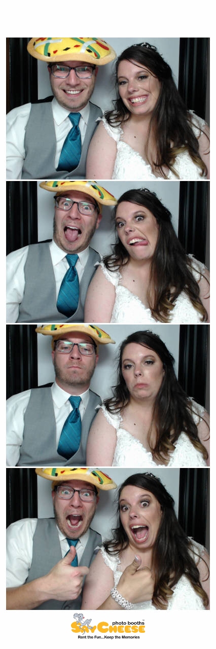 Howe Wedding  | View more photos from the event at gallery.saycheesephotobooth.com/u/SayCheesePhotoBooth/Howe-Wedding