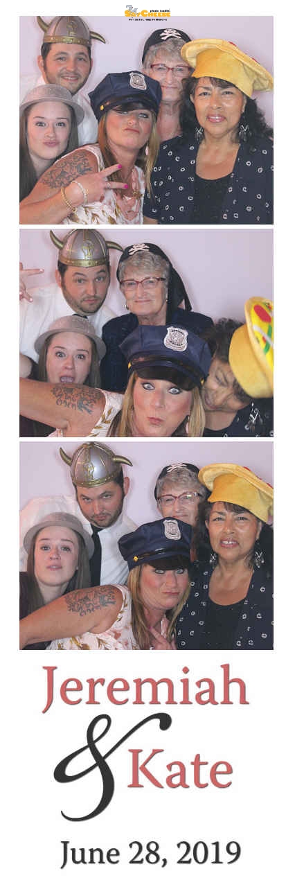 Hughes wedding  | View more photos from the event at gallery.saycheesephotobooth.com/u/SayCheesePhotoBooth/Hughes-wedding