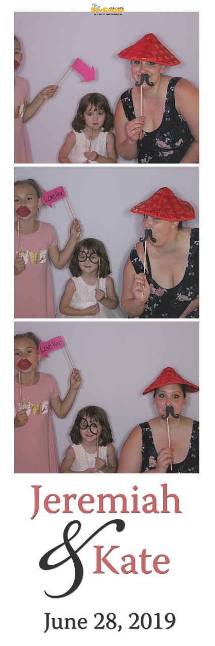 Hughes wedding  | View more photos from the event at gallery.saycheesephotobooth.com/u/SayCheesePhotoBooth/Hughes-wedding