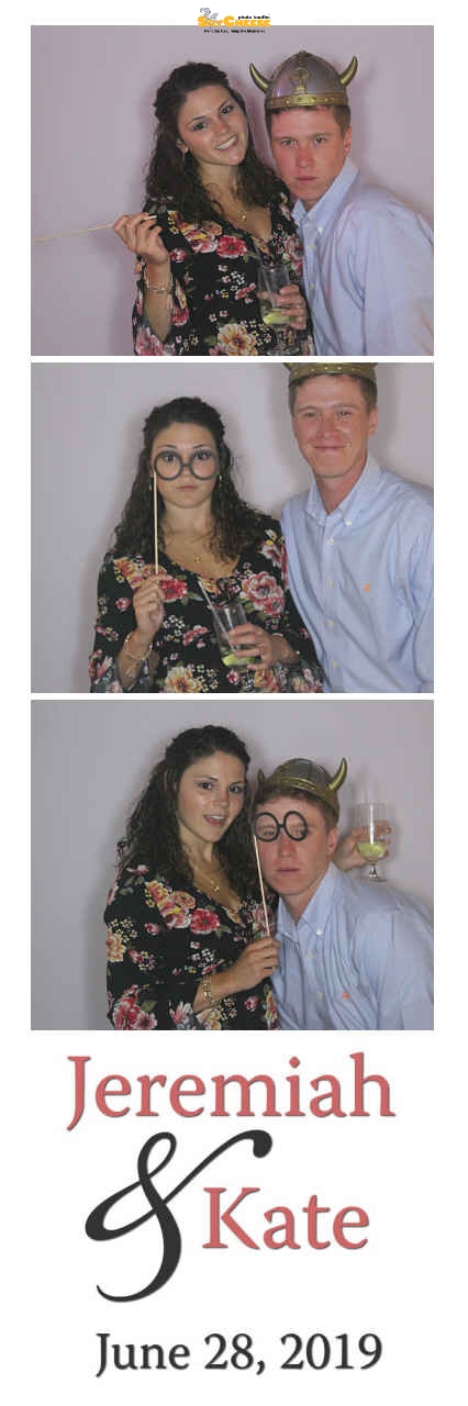 Hughes wedding  | View more photos from the event at gallery.saycheesephotobooth.com/u/SayCheesePhotoBooth/Hughes-wedding