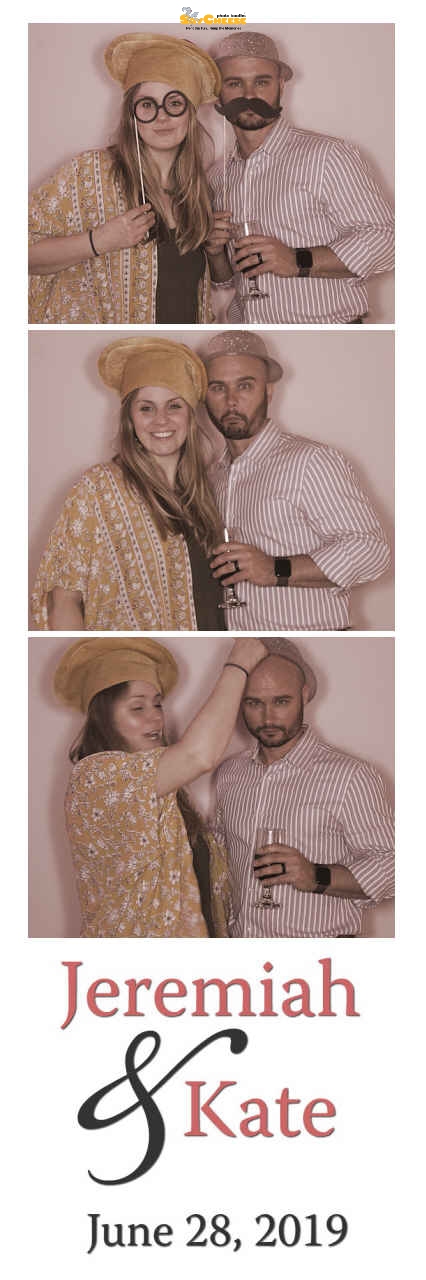 Hughes wedding  | View more photos from the event at gallery.saycheesephotobooth.com/u/SayCheesePhotoBooth/Hughes-wedding