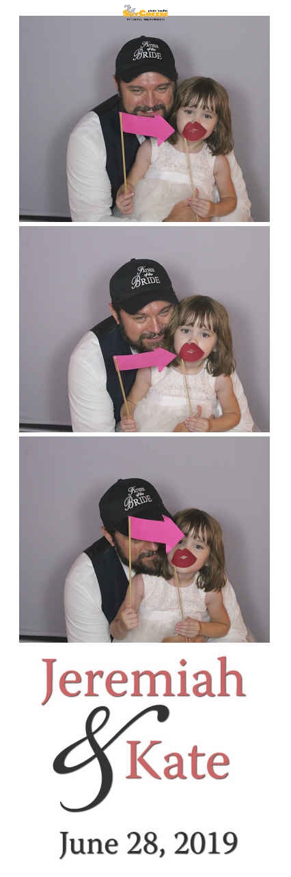 Hughes wedding  | View more photos from the event at gallery.saycheesephotobooth.com/u/SayCheesePhotoBooth/Hughes-wedding