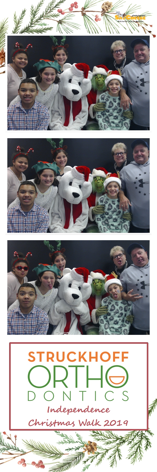 Independence Christmas Walk  | View more photos from the event at gallery.saycheesephotobooth.com/u/SayCheesePhotoBooth/Independence-Christmas-Walk
