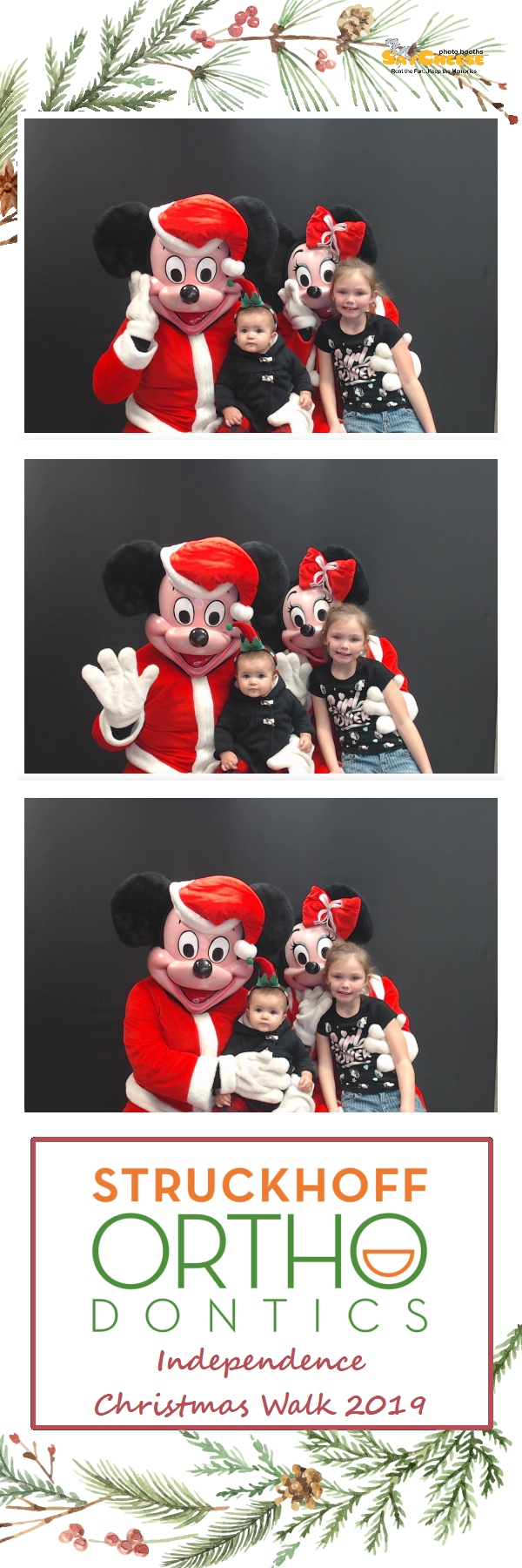 Independence Christmas Walk  | View more photos from the event at gallery.saycheesephotobooth.com/u/SayCheesePhotoBooth/Independence-Christmas-Walk
