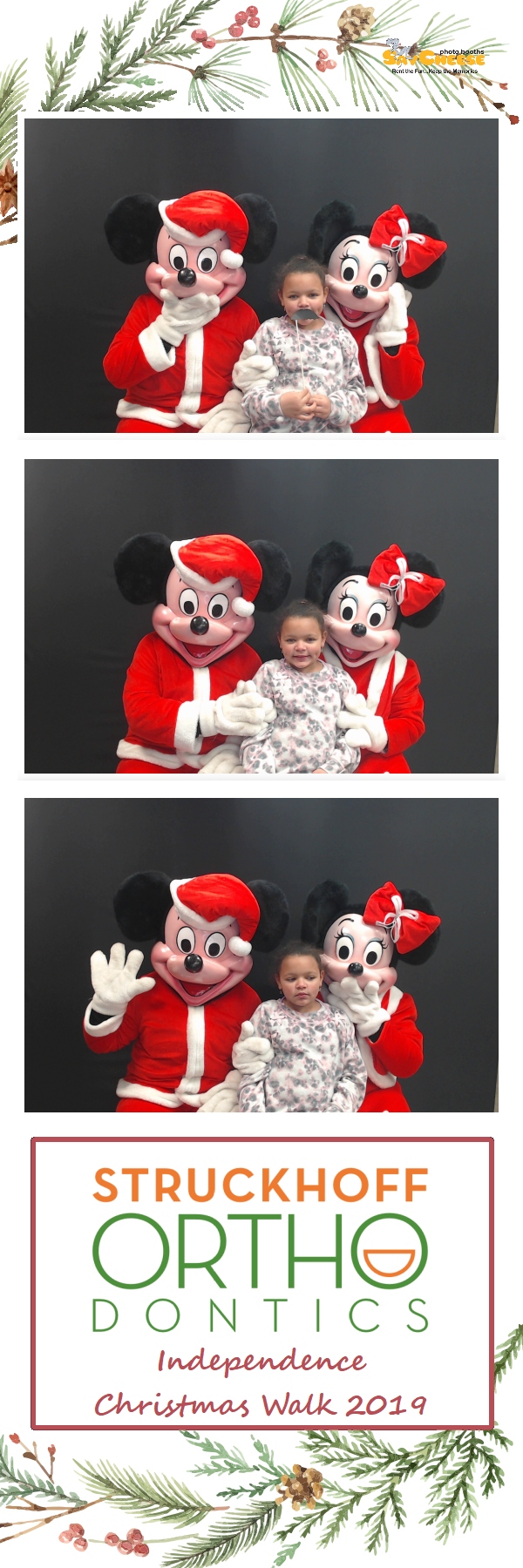 Independence Christmas Walk  | View more photos from the event at gallery.saycheesephotobooth.com/u/SayCheesePhotoBooth/Independence-Christmas-Walk