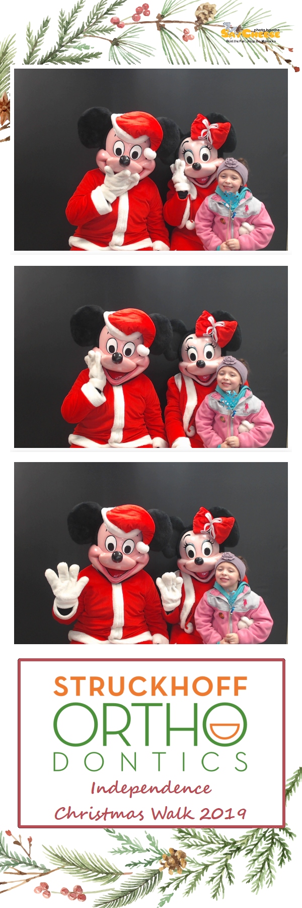 Independence Christmas Walk  | View more photos from the event at gallery.saycheesephotobooth.com/u/SayCheesePhotoBooth/Independence-Christmas-Walk