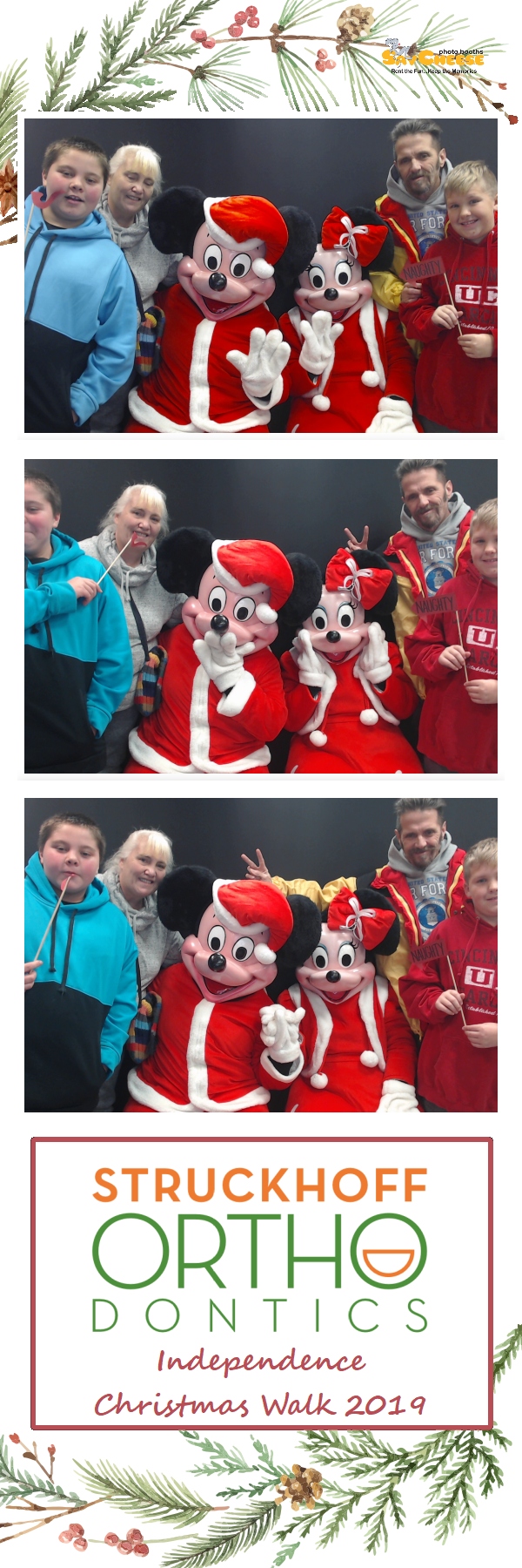 Independence Christmas Walk  | View more photos from the event at gallery.saycheesephotobooth.com/u/SayCheesePhotoBooth/Independence-Christmas-Walk