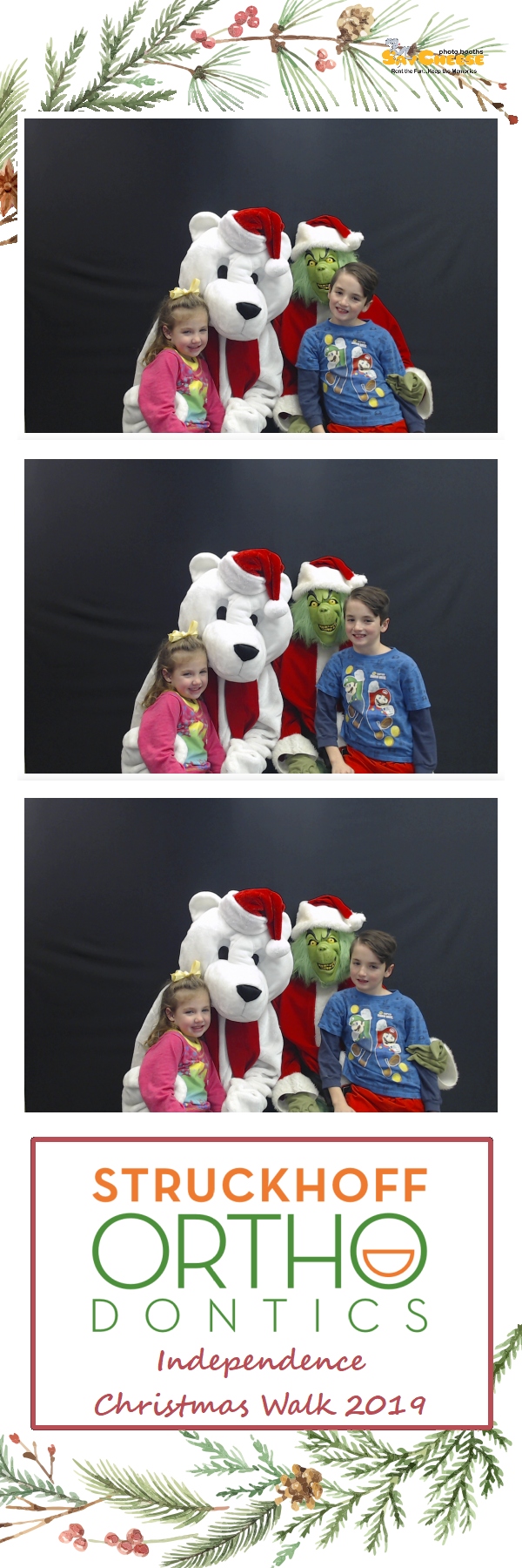 Independence Christmas Walk  | View more photos from the event at gallery.saycheesephotobooth.com/u/SayCheesePhotoBooth/Independence-Christmas-Walk
