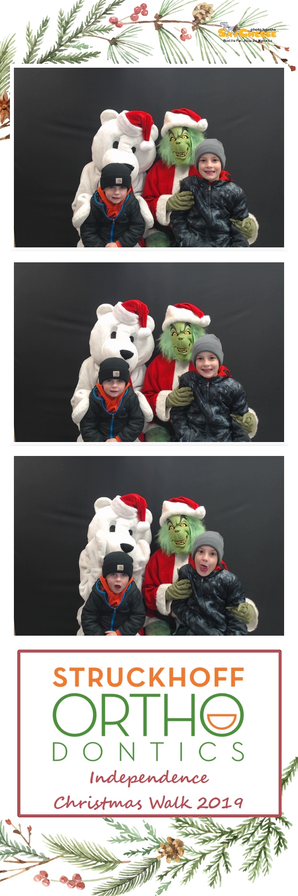 Independence Christmas Walk  | View more photos from the event at gallery.saycheesephotobooth.com/u/SayCheesePhotoBooth/Independence-Christmas-Walk
