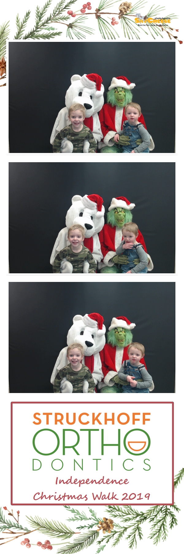 Independence Christmas Walk  | View more photos from the event at gallery.saycheesephotobooth.com/u/SayCheesePhotoBooth/Independence-Christmas-Walk