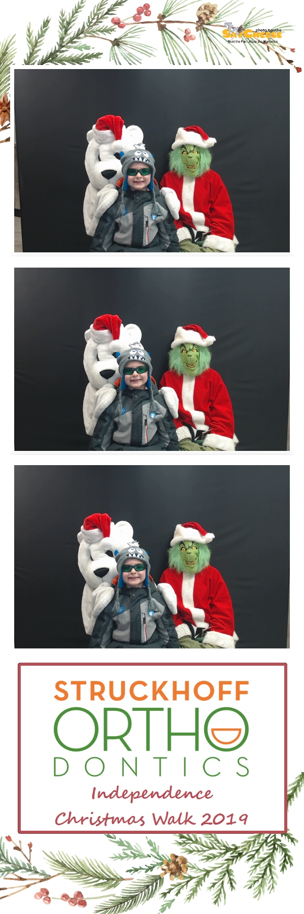 Independence Christmas Walk  | View more photos from the event at gallery.saycheesephotobooth.com/u/SayCheesePhotoBooth/Independence-Christmas-Walk