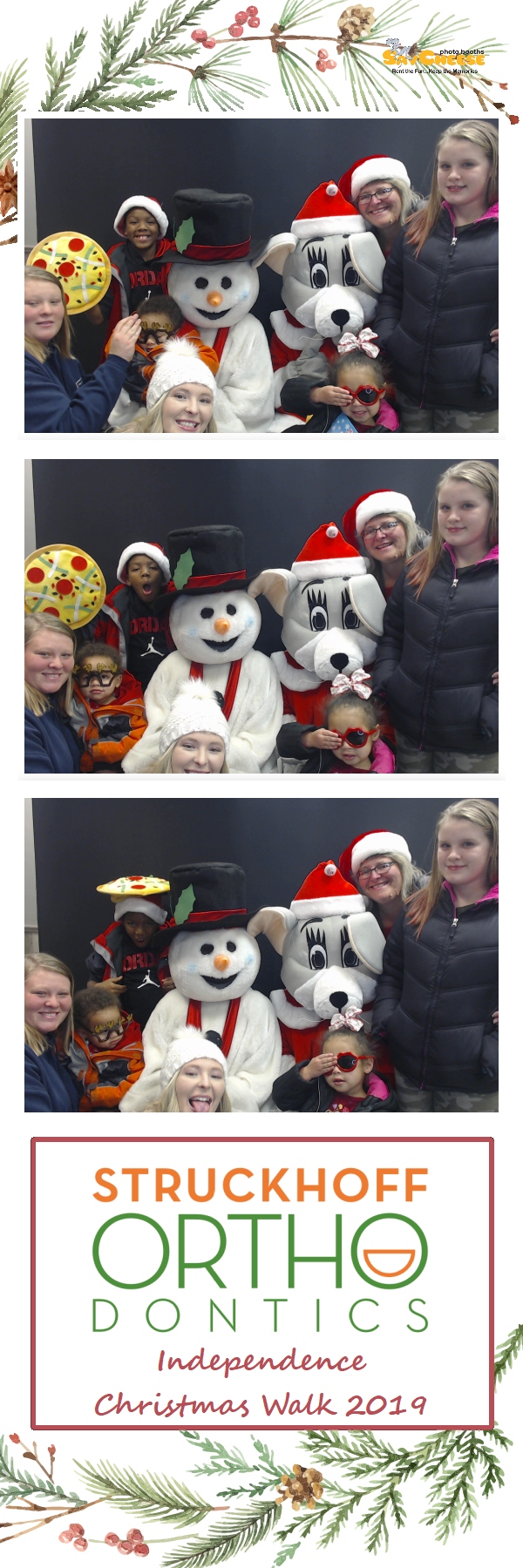 Independence Christmas Walk  | View more photos from the event at gallery.saycheesephotobooth.com/u/SayCheesePhotoBooth/Independence-Christmas-Walk