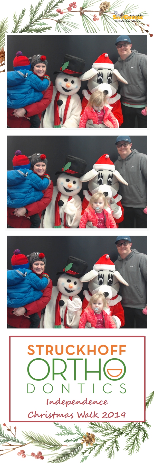 Independence Christmas Walk  | View more photos from the event at gallery.saycheesephotobooth.com/u/SayCheesePhotoBooth/Independence-Christmas-Walk