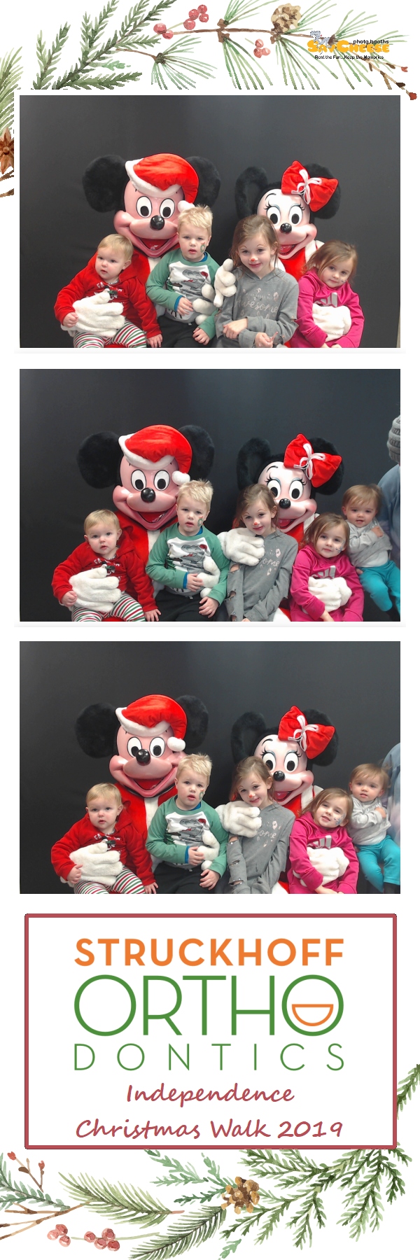 Independence Christmas Walk  | View more photos from the event at gallery.saycheesephotobooth.com/u/SayCheesePhotoBooth/Independence-Christmas-Walk