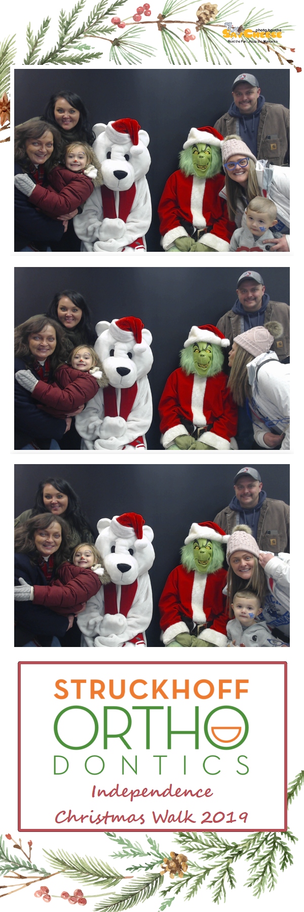 Independence Christmas Walk  | View more photos from the event at gallery.saycheesephotobooth.com/u/SayCheesePhotoBooth/Independence-Christmas-Walk