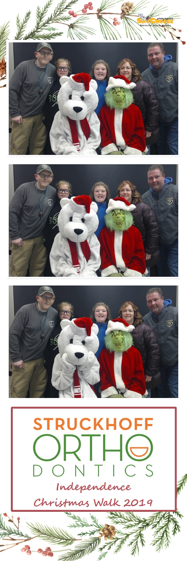 Independence Christmas Walk  | View more photos from the event at gallery.saycheesephotobooth.com/u/SayCheesePhotoBooth/Independence-Christmas-Walk