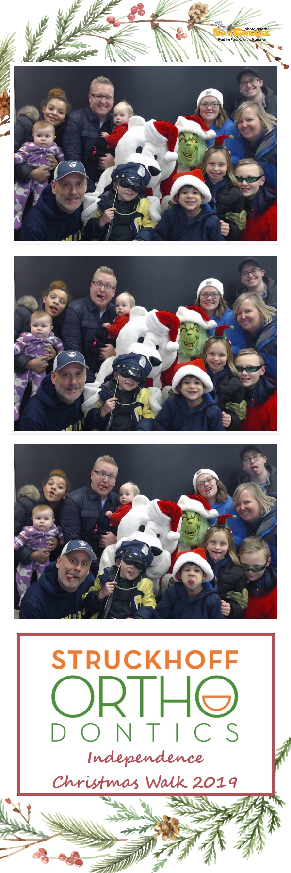 Independence Christmas Walk  | View more photos from the event at gallery.saycheesephotobooth.com/u/SayCheesePhotoBooth/Independence-Christmas-Walk