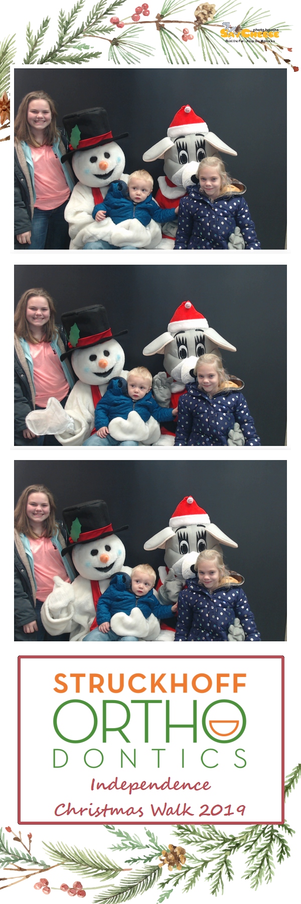 Independence Christmas Walk  | View more photos from the event at gallery.saycheesephotobooth.com/u/SayCheesePhotoBooth/Independence-Christmas-Walk