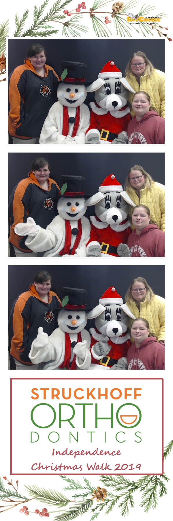Independence Christmas Walk  | View more photos from the event at gallery.saycheesephotobooth.com/u/SayCheesePhotoBooth/Independence-Christmas-Walk