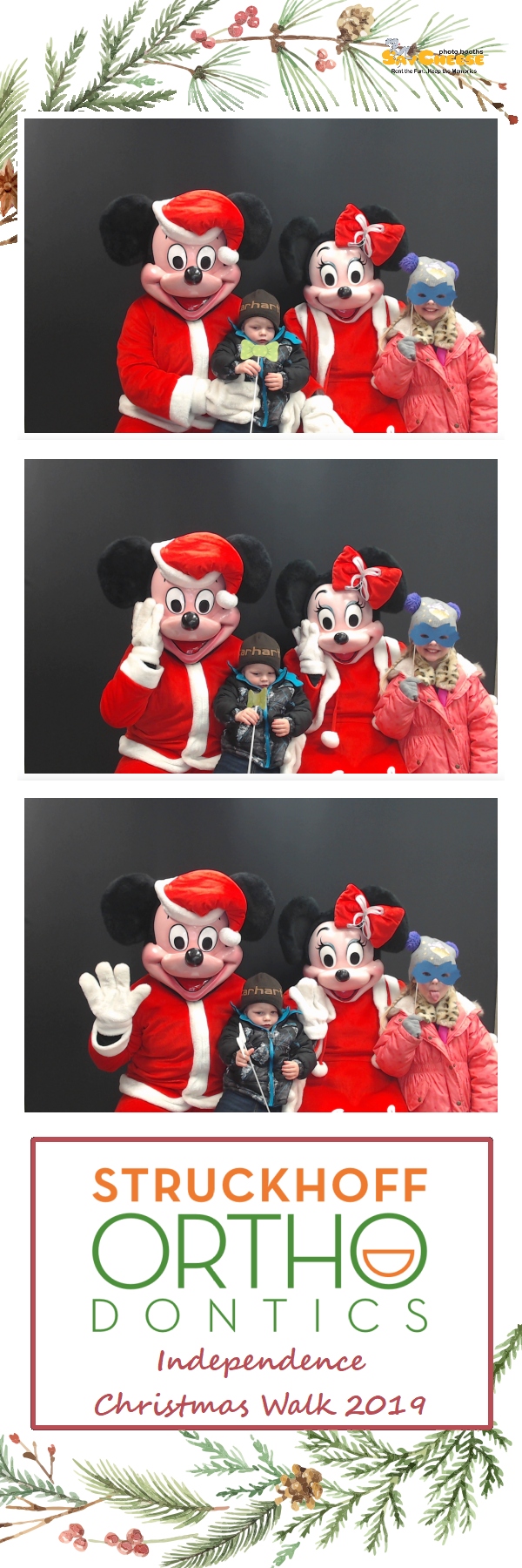 Independence Christmas Walk  | View more photos from the event at gallery.saycheesephotobooth.com/u/SayCheesePhotoBooth/Independence-Christmas-Walk