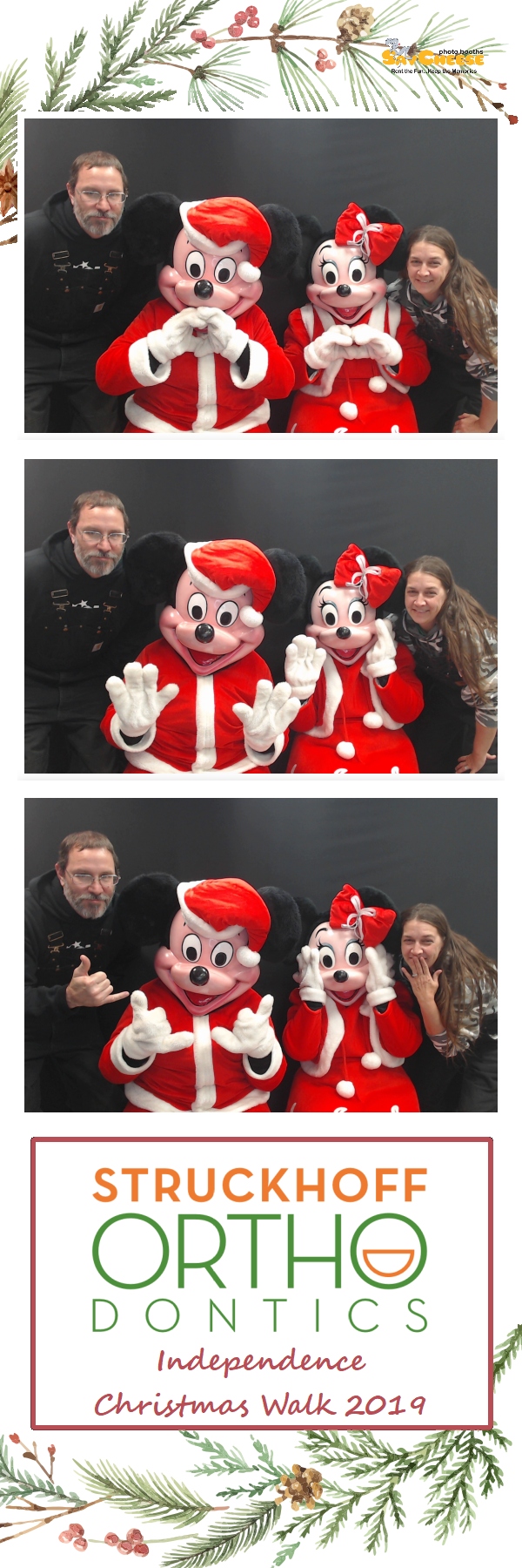 Independence Christmas Walk  | View more photos from the event at gallery.saycheesephotobooth.com/u/SayCheesePhotoBooth/Independence-Christmas-Walk
