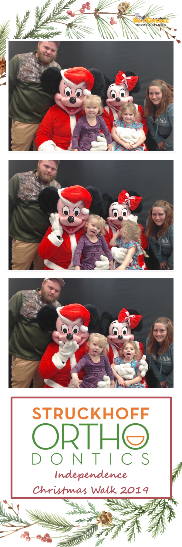 Independence Christmas Walk  | View more photos from the event at gallery.saycheesephotobooth.com/u/SayCheesePhotoBooth/Independence-Christmas-Walk