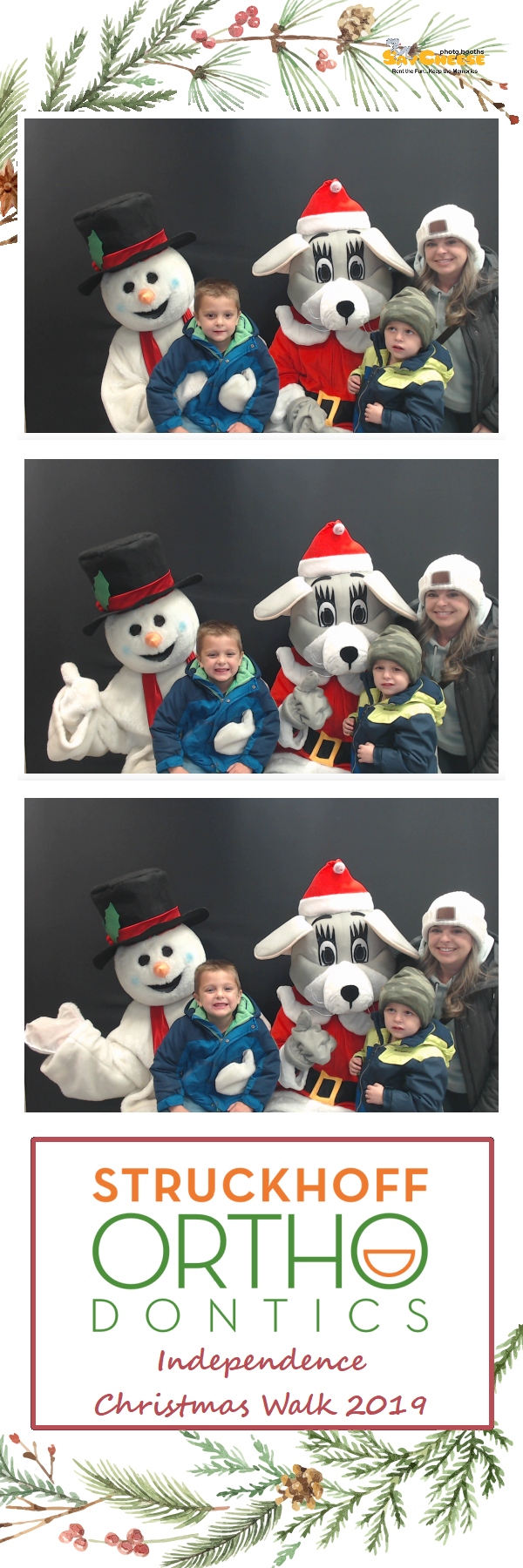 Independence Christmas Walk  | View more photos from the event at gallery.saycheesephotobooth.com/u/SayCheesePhotoBooth/Independence-Christmas-Walk