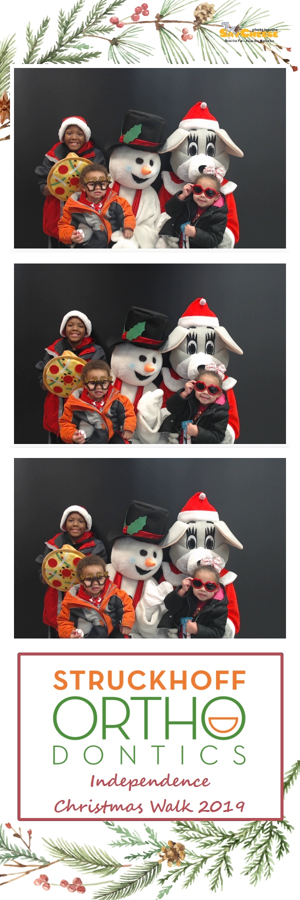 Independence Christmas Walk  | View more photos from the event at gallery.saycheesephotobooth.com/u/SayCheesePhotoBooth/Independence-Christmas-Walk