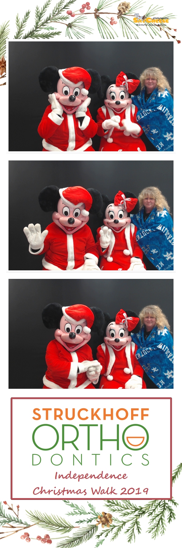 Independence Christmas Walk  | View more photos from the event at gallery.saycheesephotobooth.com/u/SayCheesePhotoBooth/Independence-Christmas-Walk