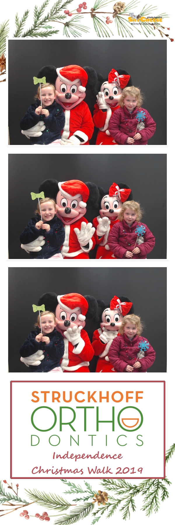 Independence Christmas Walk  | View more photos from the event at gallery.saycheesephotobooth.com/u/SayCheesePhotoBooth/Independence-Christmas-Walk