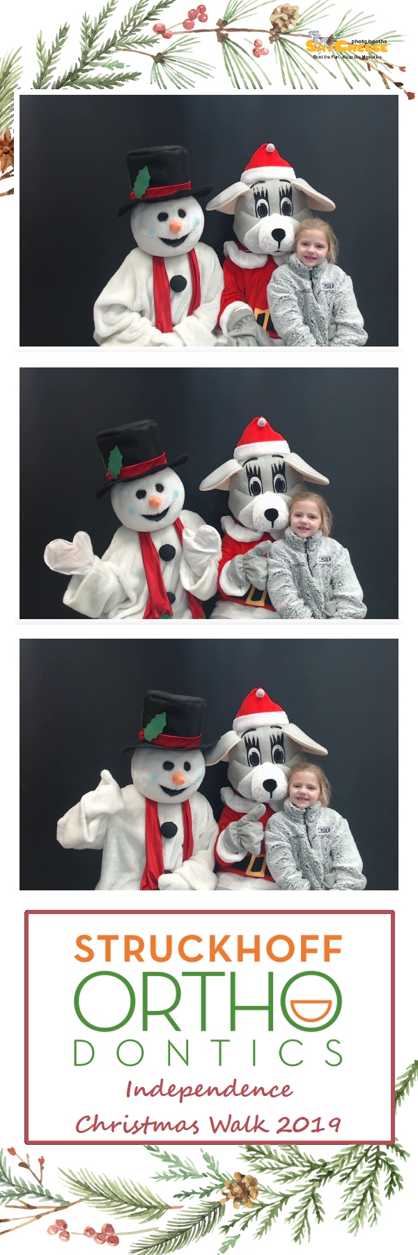 Independence Christmas Walk  | View more photos from the event at gallery.saycheesephotobooth.com/u/SayCheesePhotoBooth/Independence-Christmas-Walk