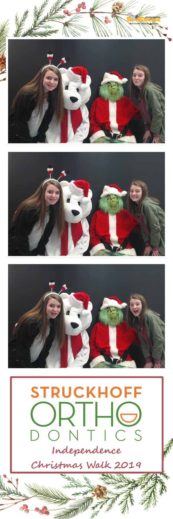 Independence Christmas Walk  | View more photos from the event at gallery.saycheesephotobooth.com/u/SayCheesePhotoBooth/Independence-Christmas-Walk