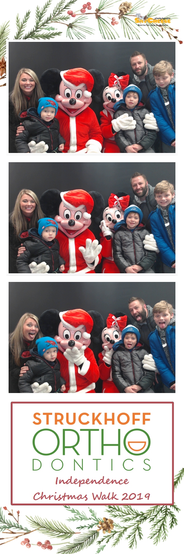 Independence Christmas Walk  | View more photos from the event at gallery.saycheesephotobooth.com/u/SayCheesePhotoBooth/Independence-Christmas-Walk