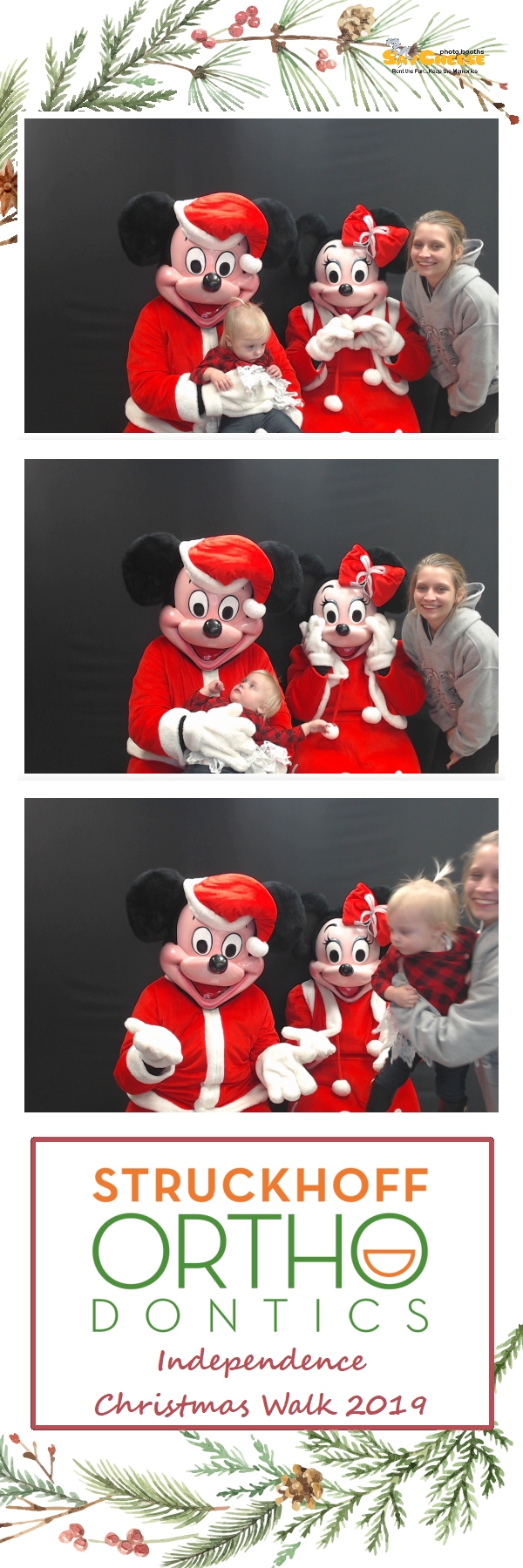 Independence Christmas Walk  | View more photos from the event at gallery.saycheesephotobooth.com/u/SayCheesePhotoBooth/Independence-Christmas-Walk
