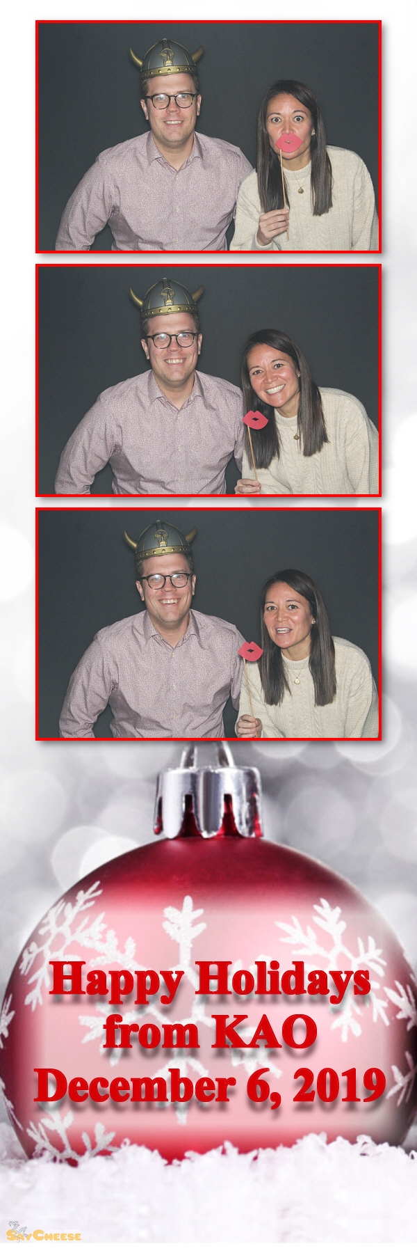 KAO Holiday Party  | View more photos from the event at gallery.saycheesephotobooth.com/u/SayCheesePhotoBooth/KAO-Holiday-Party