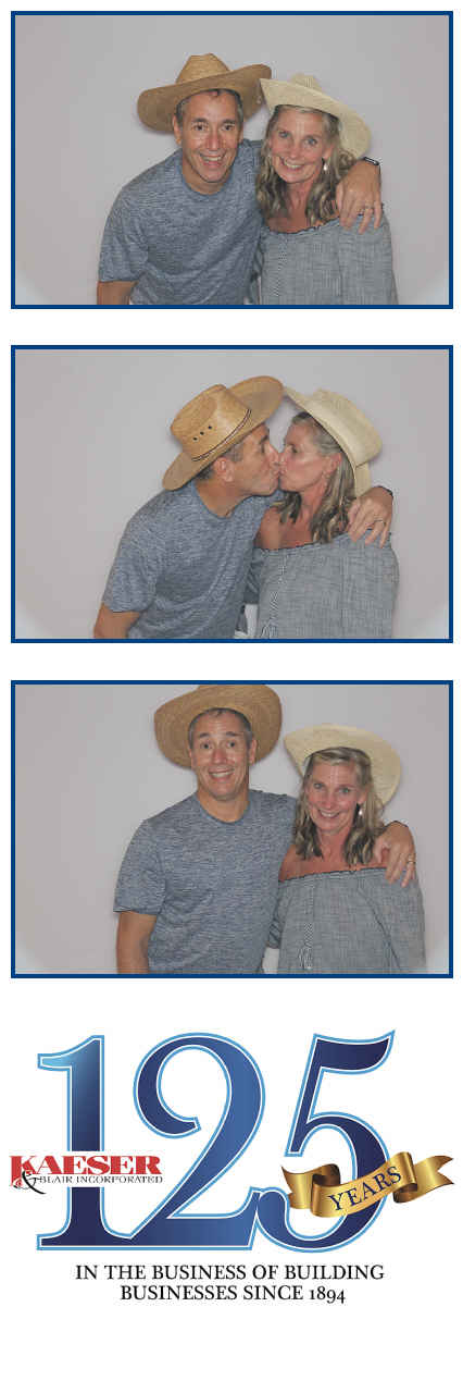 Kaeser & Blair  | View more photos from the event at gallery.saycheesephotobooth.com/u/SayCheesePhotoBooth/Kaeser-Blair